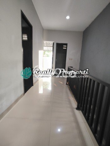 Rumah Disewakan Jakarta Timur LT 89m2 LB 80m2 Area Pondok Kelapa Rumah Disewakan Jakarta Timur LT 89m2 LB 80m2 Area Pondok Kelapa