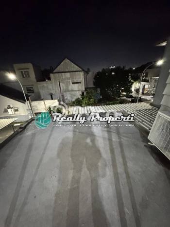 Disewakan! Rumah 4 Kamar Tidur &
3 Kamar Mandi di Pinang Ranti, Jakarta Timur Disewakan! Rumah 4 Kamar Tidur &
3 Kamar Mandi di Pinang Ranti, Jakarta Timur
