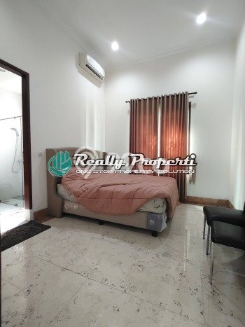 Dijual Rumah Mewah Elegan Dengan View Cantik di Bambu Apus, Jakarta Timur Dijual Rumah Mewah Elegan Dengan View Cantik di Bambu Apus, Jakarta Timur