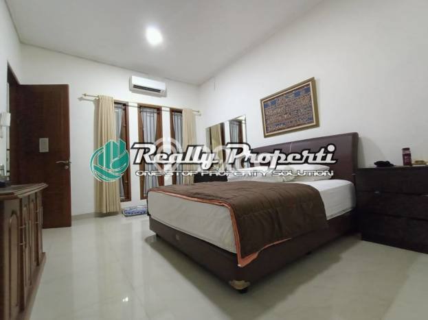 Rumah Luxury Modern Tanpa Renovasi di Jatimakmur Bekasi Rumah Luxury Modern Tanpa Renovasi di Jatimakmur Bekasi