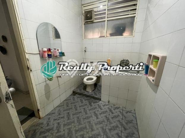 Ready to Use! Luxury House LT 249m2 Desain Elegan di Jatiwaringin Ready to Use! Luxury House LT 249m2 Desain Elegan di Jatiwaringin