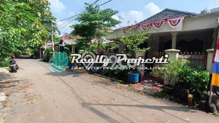 Rumah Eksklusif Dijual LT 200m2 di Duren Sawit, Jakarta Timur Rumah Eksklusif Dijual LT 200m2 di Duren Sawit, Jakarta Timur
