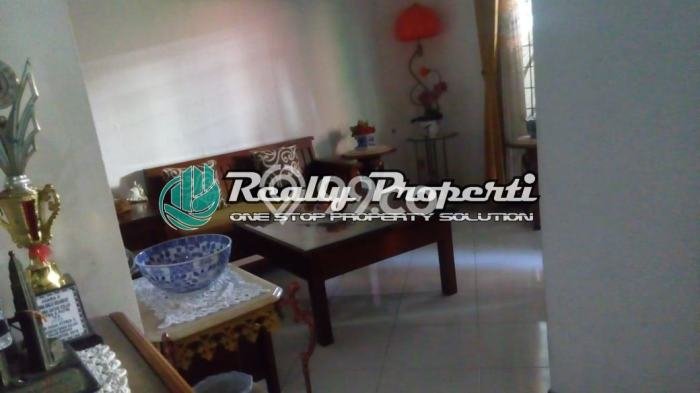 Rumah Modern 3 KT LT 218m2 di Pekayon Rumah Modern 3 KT LT 218m2 di Pekayon