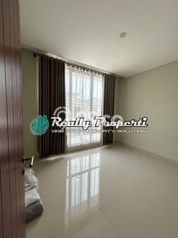 Disewakan! Rumah 4 Kamar Tidur &
3 Kamar Mandi di Jatiwarna, Bekasi Disewakan! Rumah 4 Kamar Tidur &
3 Kamar Mandi di Jatiwarna, Bekasi