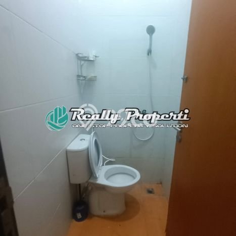 Disewakan! Rumah 4 Kamar Tidur &
3 Kamar Mandi di Jatibening, Bekasi Disewakan! Rumah 4 Kamar Tidur &
3 Kamar Mandi di Jatibening, Bekasi