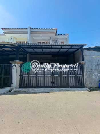 Rumah Luas Asri 4 KT Siap Pakai di Jati Mekar Bekasi Rumah Luas Asri 4 KT Siap Pakai di Jati Mekar Bekasi