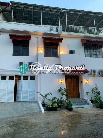 For Sale Rumah Mewah Exclusive di Duren Sawit, Jakarta Timur For Sale Rumah Mewah Exclusive di Duren Sawit, Jakarta Timur