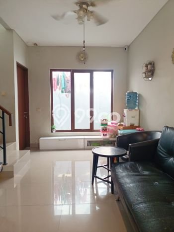 Rumah Luas Asri 3 KT Siap Pakai di Jatiwarna Bekasi Rumah Luas Asri 3 KT Siap Pakai di Jatiwarna Bekasi