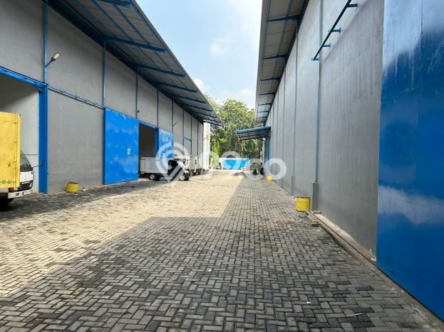 Disewakan Gudang di Kawasan Ramai Daan Mogot Luas 280m2 Disewakan Gudang di Kawasan Ramai Daan Mogot Luas 280m2