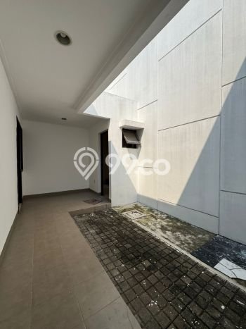 Disewakan Rumah Harga Terjangkau di Green Lake City Jakarta Barat Punya 4 KT Disewakan Rumah Harga Terjangkau di Green Lake City Jakarta Barat Punya 4 KT
