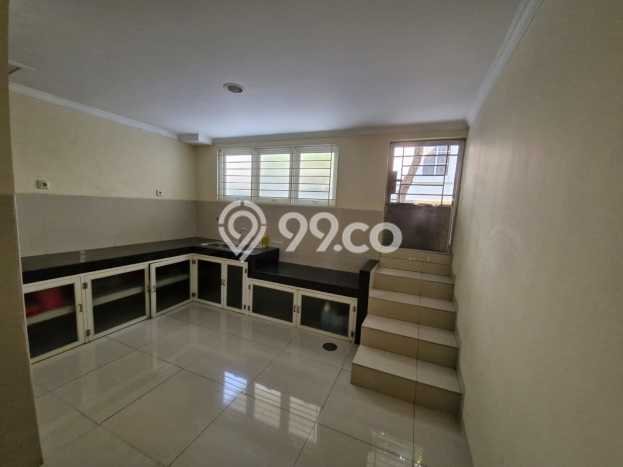 Rumah Elit Modern Tanpa Renovasi di Pluit Jakarta Utara Rumah Elit Modern Tanpa Renovasi di Pluit Jakarta Utara