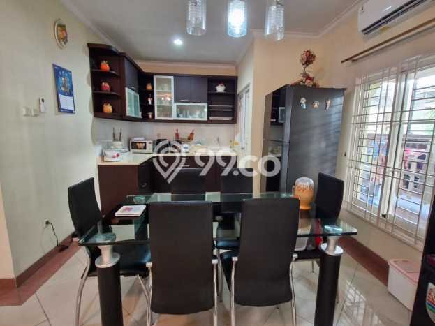 Rumah Elit Modern Tanpa Renovasi di Pluit Jakarta Utara Rumah Elit Modern Tanpa Renovasi di Pluit Jakarta Utara