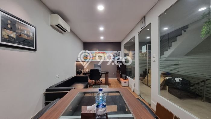 Best Deal Hunian Mewah Ideal dan Luas di Kebon Jeruk, Jakarta Barat Best Deal Hunian Mewah Ideal dan Luas di Kebon Jeruk, Jakarta Barat