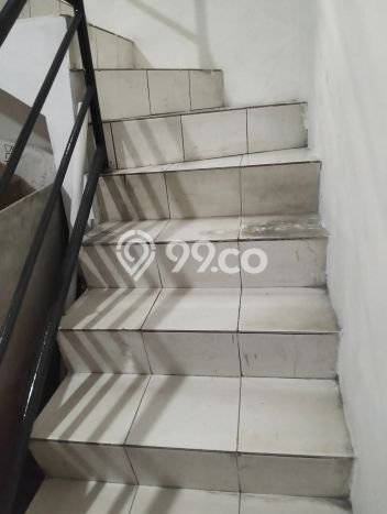 Unit Ruko Dijual di Jakarta Barat LT 144m2 & LB 256m2 Unit Ruko Dijual di Jakarta Barat LT 144m2 & LB 256m2