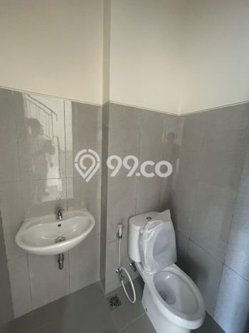 Unit Ruko Disewakan di Gading Serpong di Area Ramai & Strategis Unit Ruko Disewakan di Gading Serpong di Area Ramai & Strategis