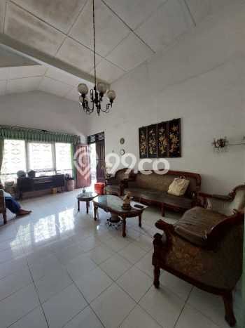 Rumah Elit Modern Tanpa Renovasi di Riau Bandung Rumah Elit Modern Tanpa Renovasi di Riau Bandung