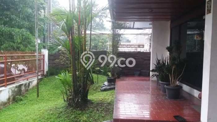 Rumah di , Luas 283m2m², Bangunan 220m2m² Rumah di , Luas 283m2m², Bangunan 220m2m²