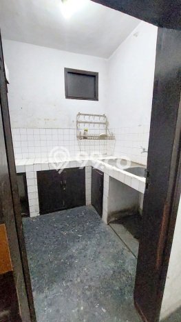 Hunian Mewah LB 200m2 Siap Pakai Desain Elegan di Suci, Bandung Hunian Mewah LB 200m2 Siap Pakai Desain Elegan di Suci, Bandung