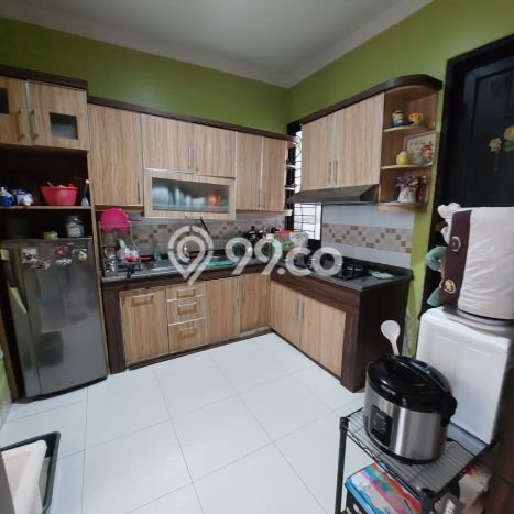 Dijual Rumah Premium dengan Fasilitas Sekitar Lengkap di Serpong, Tangerang Selatan Dijual Rumah Premium dengan Fasilitas Sekitar Lengkap di Serpong, Tangerang Selatan