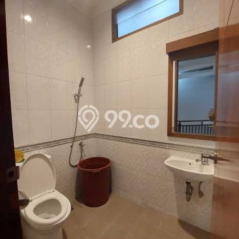 Rumah Kawasan Cigadung, Luas 215m2m², LB 212m2m² Rumah Kawasan Cigadung, Luas 215m2m², LB 212m2m²