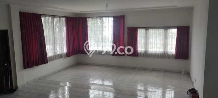 Peluang Langka! Vila di , Ukuran 3300m2m², Area Berkembang dengan potensi meningkat Peluang Langka! Vila di , Ukuran 3300m2m², Area Berkembang dengan potensi meningkat