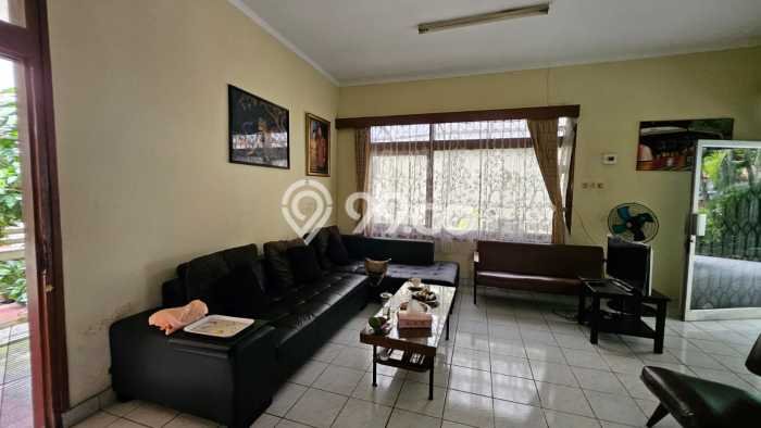 Kost Dijual Lokasi Strategis Hegarmanah Bandung 7 Kamar Tidur Kost Dijual Lokasi Strategis Hegarmanah Bandung 7 Kamar Tidur