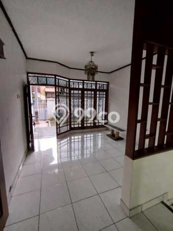 Jarang Ada! Rumah Sewa 5 Kamar Bagus Siap Huni Cikutra Jarang Ada! Rumah Sewa 5 Kamar Bagus Siap Huni Cikutra