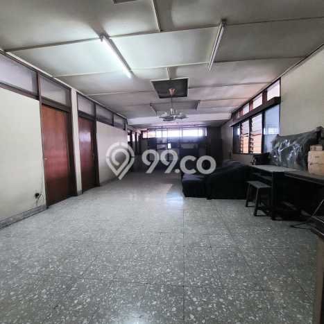 Unit Gudang Dijual di Bandung LT 1690m2 & LB 1500m2 Unit Gudang Dijual di Bandung LT 1690m2 & LB 1500m2