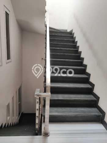 Jual Rumah Mewah Megah Dengan View Eksklusif di Muara Karang, Jakarta Utara Jual Rumah Mewah Megah Dengan View Eksklusif di Muara Karang, Jakarta Utara
