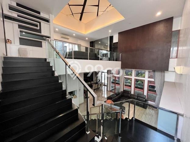Rumah Luxury Modern Siap Huni di Pantai Indah Kapuk Jakarta Utara Rumah Luxury Modern Siap Huni di Pantai Indah Kapuk Jakarta Utara