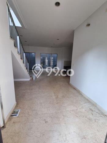 For Sale! Luxury House LT 120m2 Desain Elegan di Pantai Indah Kapuk For Sale! Luxury House LT 120m2 Desain Elegan di Pantai Indah Kapuk