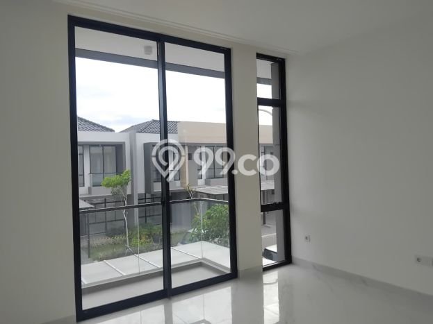 Rumah Elit LB 300m2 Siap Huni Desain Elegan di Pantai Indah Kapuk 2, Jakarta Utara Rumah Elit LB 300m2 Siap Huni Desain Elegan di Pantai Indah Kapuk 2, Jakarta Utara