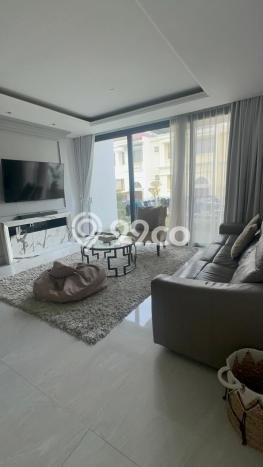 For Sale! Luxury House LT 144m2 Desain Modern di Pantai Indah Kapuk For Sale! Luxury House LT 144m2 Desain Modern di Pantai Indah Kapuk