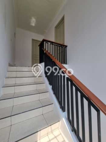 Rumah area BSD Delatinos, Tangerang, LT 180m² LB 165m² Rumah area BSD Delatinos, Tangerang, LT 180m² LB 165m²