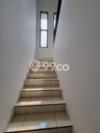 Rumah area BSD Delatinos, Tangerang, LT 180m² LB 165m² Rumah area BSD Delatinos, Tangerang, LT 180m² LB 165m²