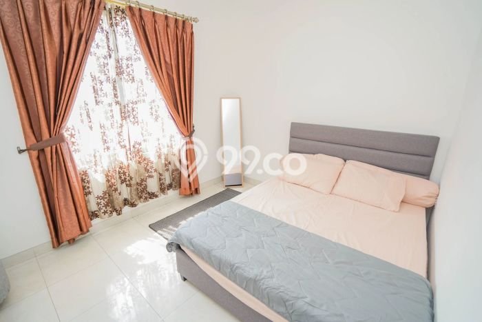 Rumah Mewah dengan 3 Kamar Tidur di Lingkungan Asri BSD The Green, Tangerang Rumah Mewah dengan 3 Kamar Tidur di Lingkungan Asri BSD The Green, Tangerang