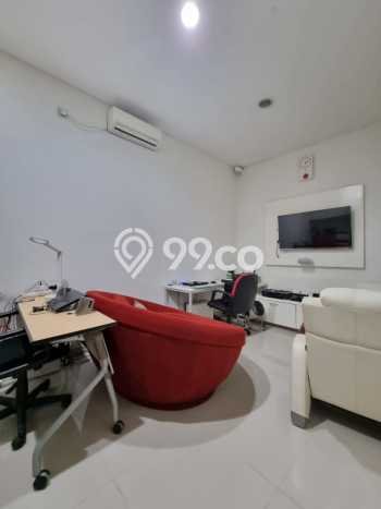 Rumah LT 144m² Newly Built di Lokasi Prestisius BSD Residence One, Tangerang Rumah LT 144m² Newly Built di Lokasi Prestisius BSD Residence One, Tangerang