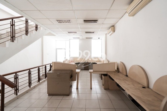 INVESTASI CERDAS! Ruko di BSD, Luas 200m², Area Bisnis INVESTASI CERDAS! Ruko di BSD, Luas 200m², Area Bisnis