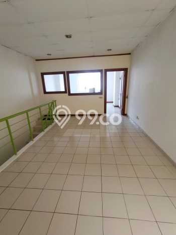 Ruko Area Komersial di BSD, Luas 162m², Jalan Raya Ruko Area Komersial di BSD, Luas 162m², Jalan Raya