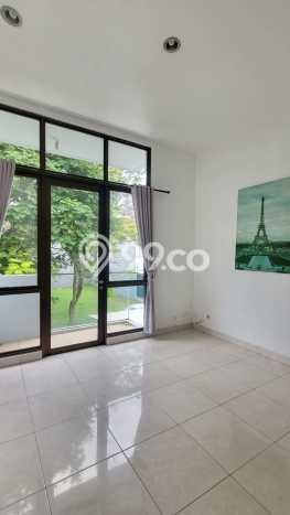 Rumah Mewah LB 225m2 Siap Huni Desain Elegan di BSD Foresta, Tangerang Rumah Mewah LB 225m2 Siap Huni Desain Elegan di BSD Foresta, Tangerang