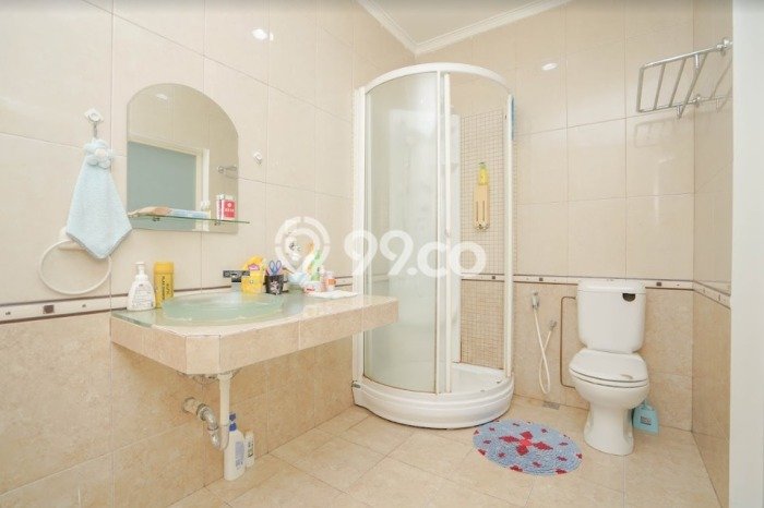 Rumah Minimalis 3 KT di BSD Griya Loka Tangerang Semi Furnished Rumah Minimalis 3 KT di BSD Griya Loka Tangerang Semi Furnished