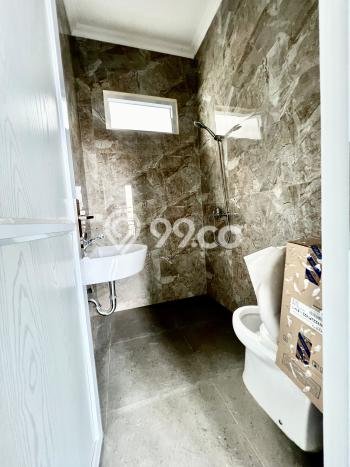 Dijual Rumah Eksklusif 4 KT di BSD Nusaloka, Tangerang Dijual Rumah Eksklusif 4 KT di BSD Nusaloka, Tangerang