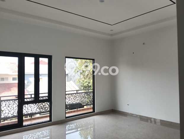 Rumah Luxury Modern Tanpa Renovasi di BSD Kencana Loka Tangerang Rumah Luxury Modern Tanpa Renovasi di BSD Kencana Loka Tangerang