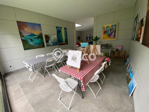 Rumah Mewah LB 530m2 Siap Huni Desain Elegan di Gading Serpong The Spring, Tangerang Rumah Mewah LB 530m2 Siap Huni Desain Elegan di Gading Serpong The Spring, Tangerang