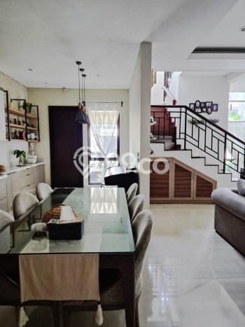Rumah Luxury Modern Siap Huni di BSD Green Wich Tangerang Rumah Luxury Modern Siap Huni di BSD Green Wich Tangerang