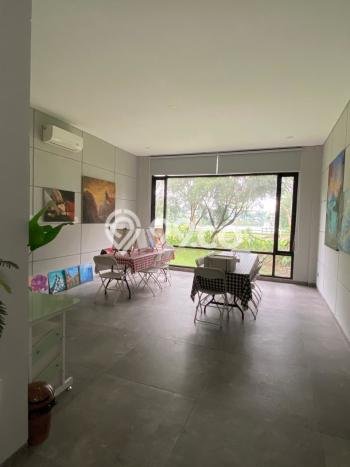 Rumah Mewah LB 530m2 Siap Huni Desain Elegan di Gading Serpong The Spring, Tangerang Rumah Mewah LB 530m2 Siap Huni Desain Elegan di Gading Serpong The Spring, Tangerang