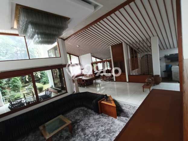 Disewakan! Rumah 6 Kamar Tidur &
5 Kamar Mandi di Setiabudi, Bandung Disewakan! Rumah 6 Kamar Tidur &
5 Kamar Mandi di Setiabudi, Bandung