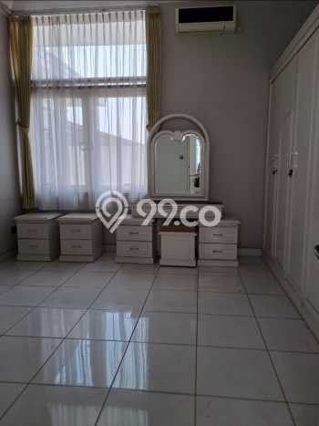 Rumah sewa siap huni 7 Kamar Tidur di Setiabudi, Bandung Rumah sewa siap huni 7 Kamar Tidur di Setiabudi, Bandung