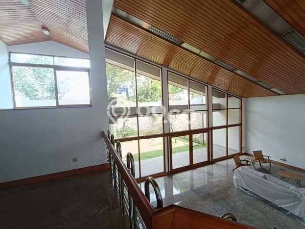 Rumah di , 3 KM, Design Modern, LT 510m2m² LB 485m2m² Rumah di , 3 KM, Design Modern, LT 510m2m² LB 485m2m²