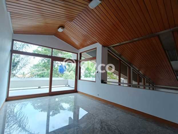 Rumah di , 3 KM, Design Modern, LT 510m2m² LB 485m2m² Rumah di , 3 KM, Design Modern, LT 510m2m² LB 485m2m²